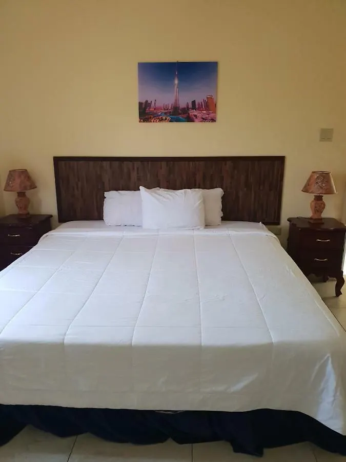 Kingston Paradise Place 2 Guest House