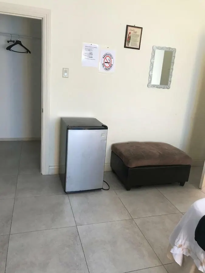 Kingston Paradise Place 2 Guest House