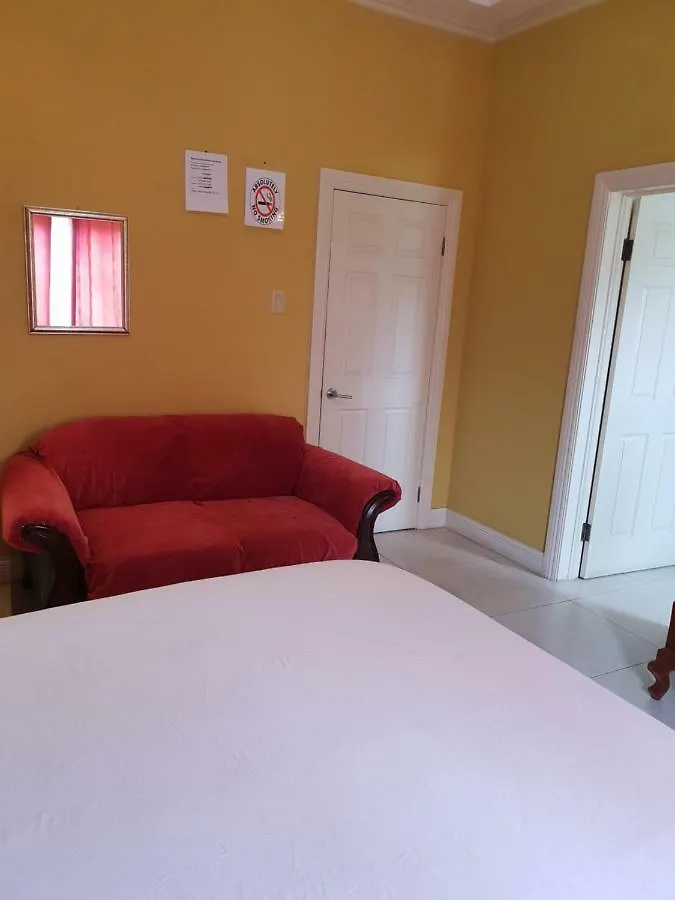 Kingston Paradise Place 2 Guest House