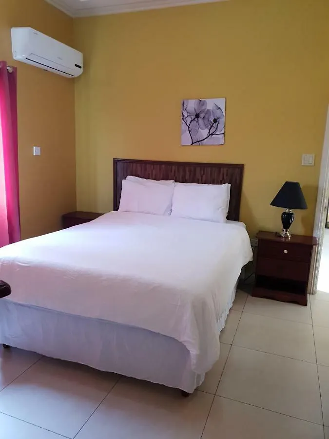 **  Kingston Paradise Place 2 Guest House Jamaica